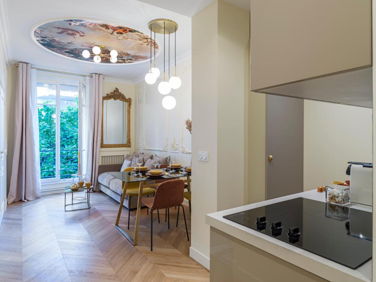 The Gatsby Suite Париж Экстерьер фото